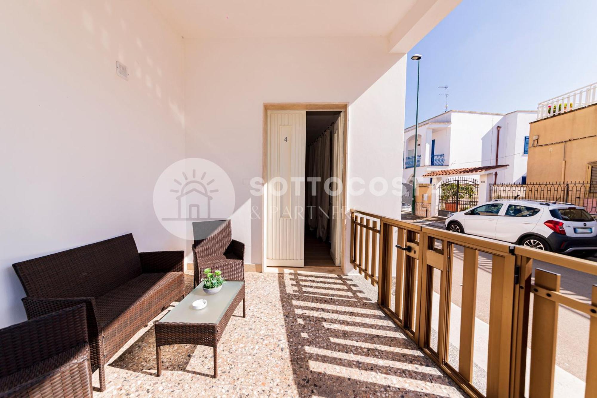 Отель Lory'S House Порто-Чезарео Экстерьер фото