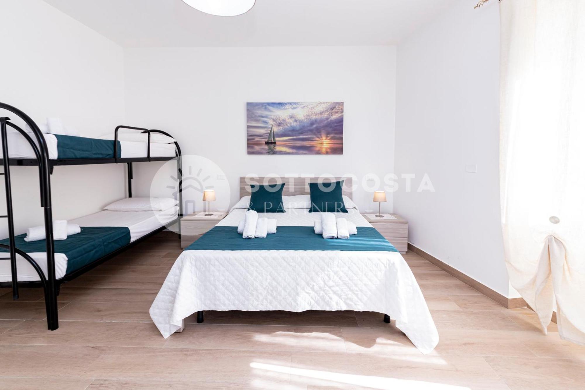 Отель Lory'S House Порто-Чезарео Экстерьер фото