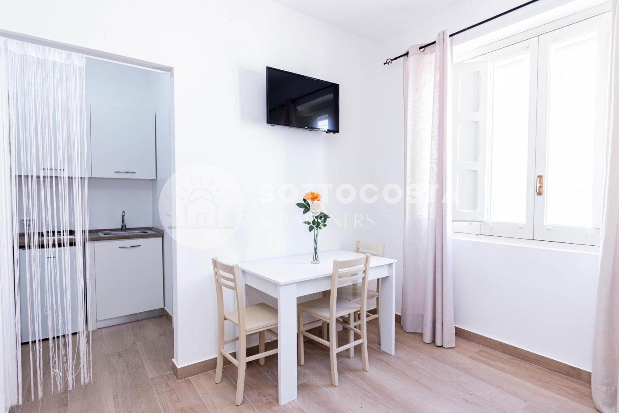 Отель Lory'S House Порто-Чезарео Экстерьер фото